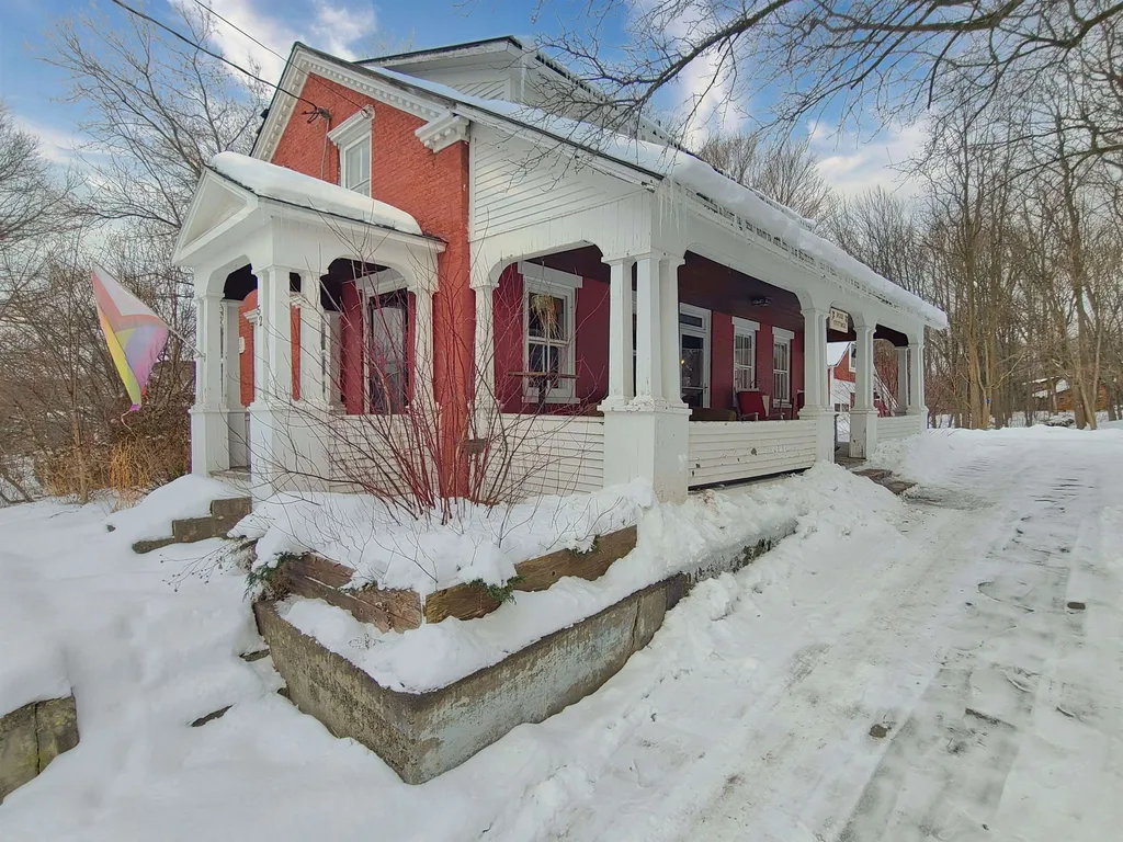 52 Main Street Milton VT 05468
