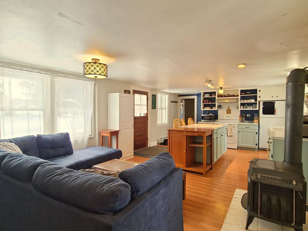 52 Main Street Milton VT 05468
