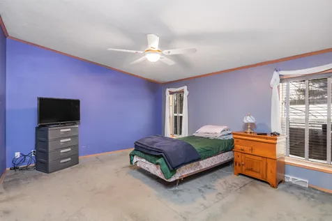 130 Sunwood Lane Bristol VT 05443