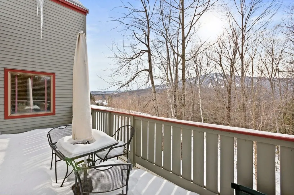 8 Rock Ridge Road Winhall VT 05340