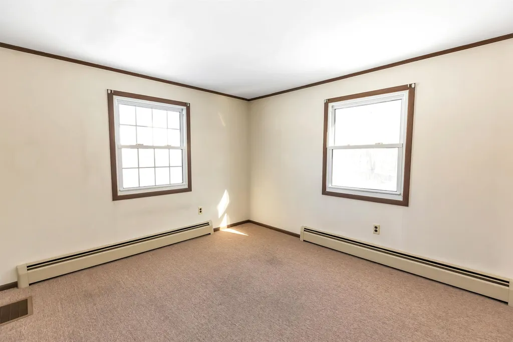 12 South Hills Drive Bedford NH 03110