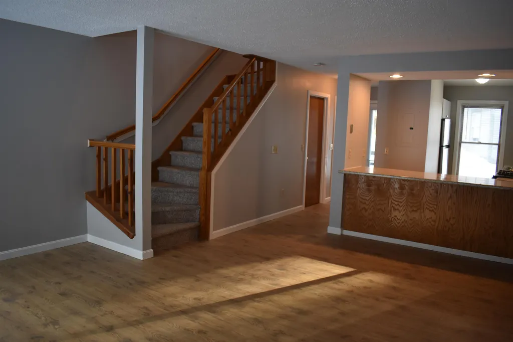 10 Merrill Place Enfield NH 03748