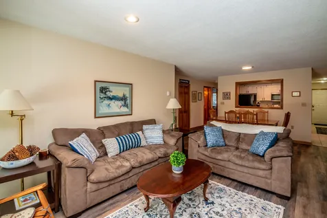 17 Purple Finch Road Conway NH 03860