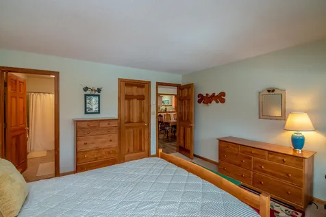 17 Purple Finch Road Conway NH 03860