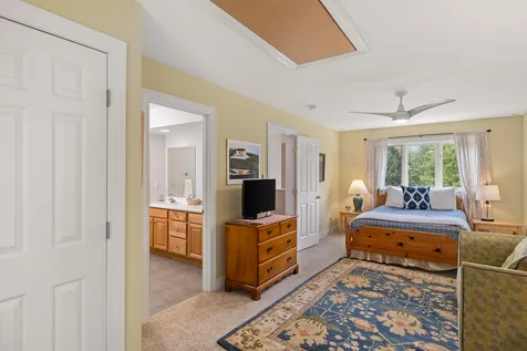 464 Field Road Stowe VT 05672