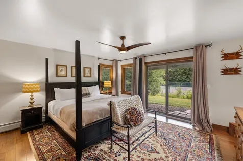 464 Field Road Stowe VT 05672