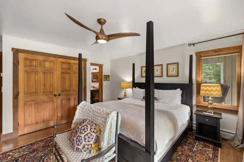 464 Field Road Stowe VT 05672