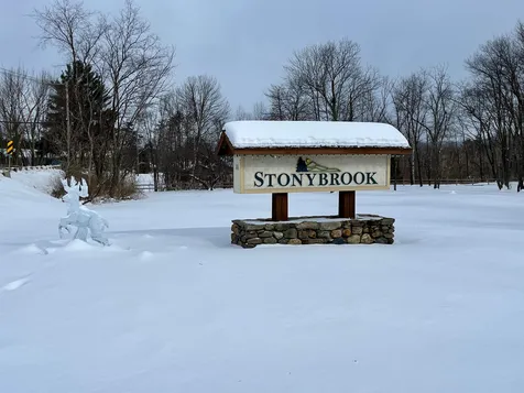 464 Field Road Stowe VT 05672