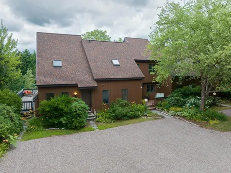 464 Field Road Stowe VT 05672