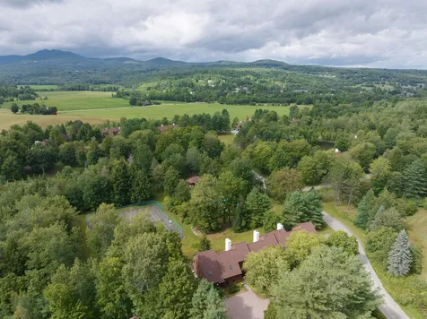 464 Field Road Stowe VT 05672