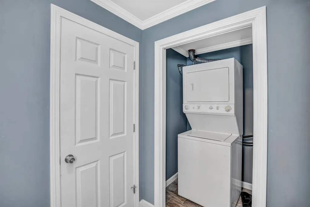 55 Glade Path Hampton NH 03842