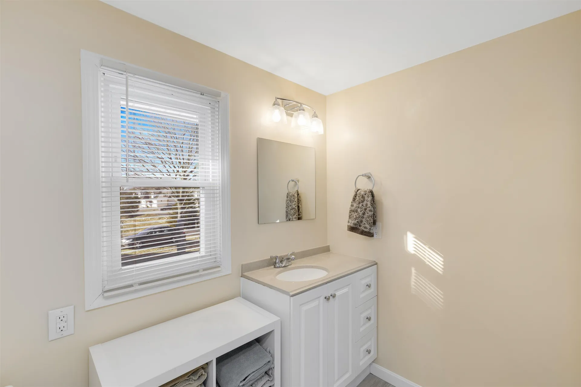 55 Glade Path Hampton NH 03842