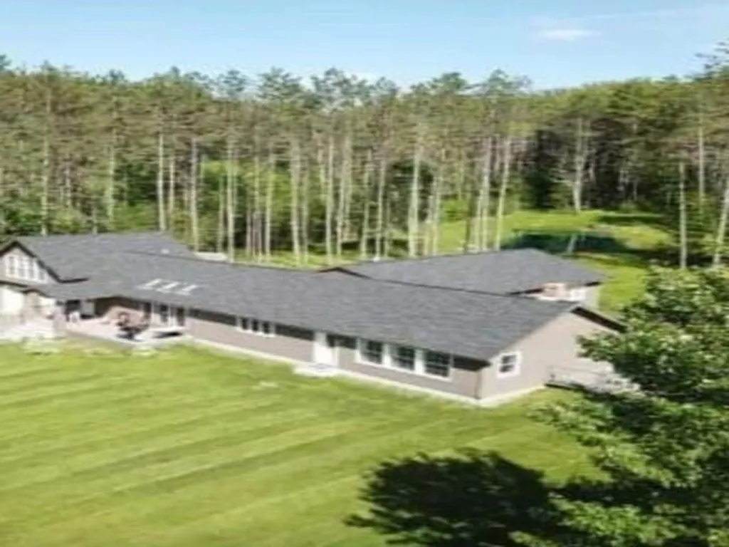 103 Quinibeck Road Fairlee VT 05045