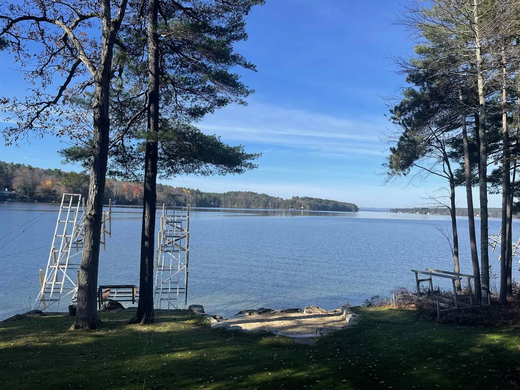 50 Whitegate Road Wolfeboro NH 03894