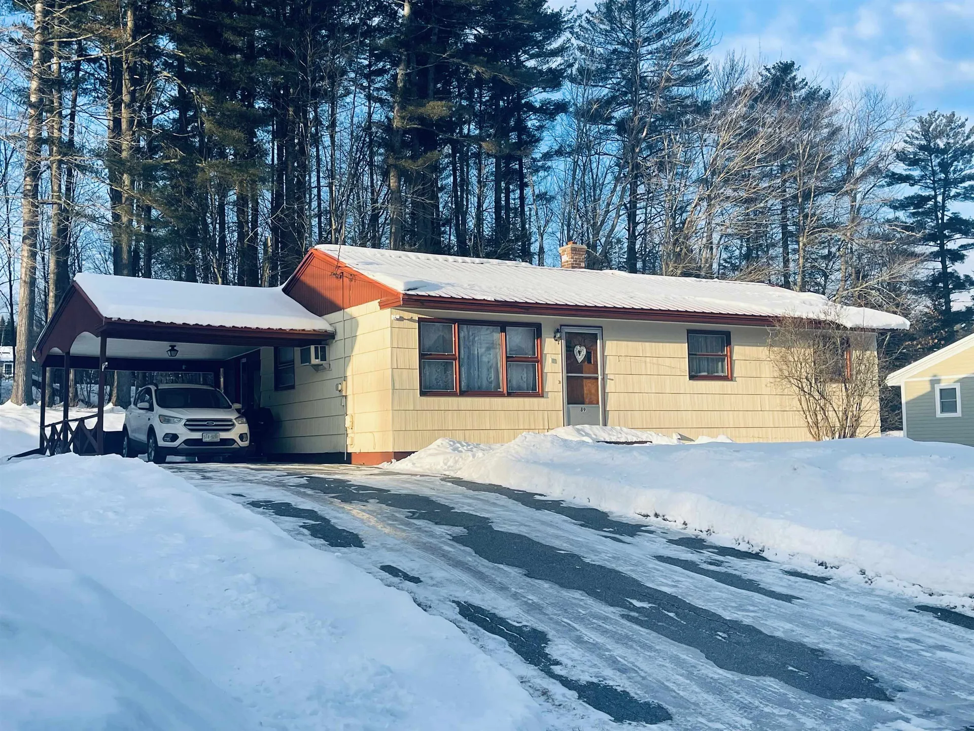 89 Portland Street Lancaster NH 03584
