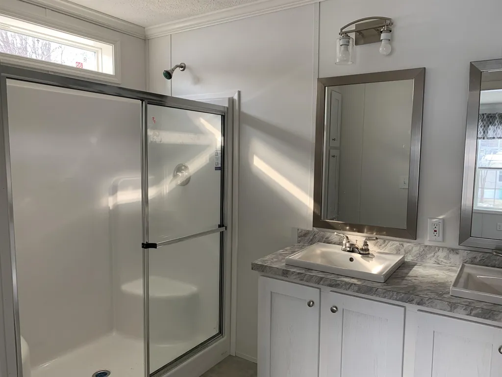 23 Dartmouth Circle Newmarket NH 03857