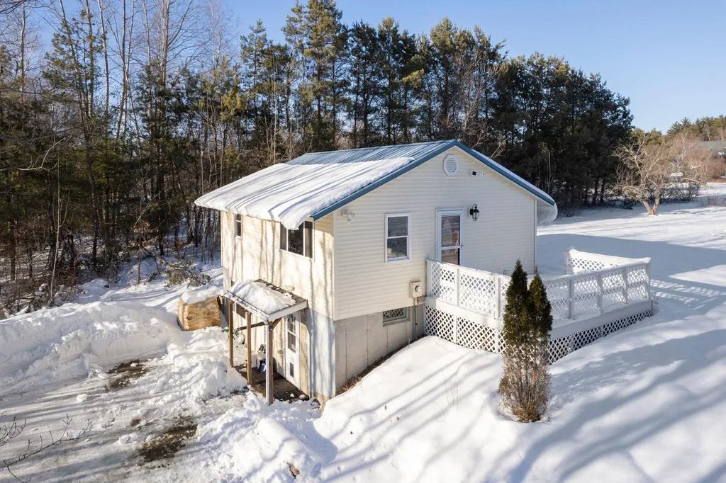 30 Lees Mill Road Moultonborough NH 03254