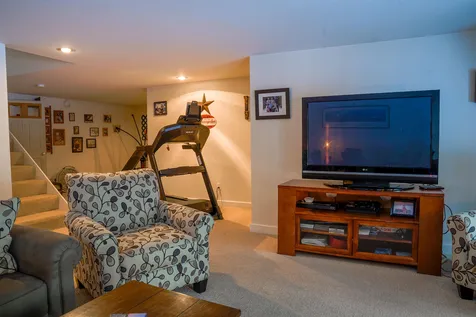 193 Columbus Avenue New London NH 03257