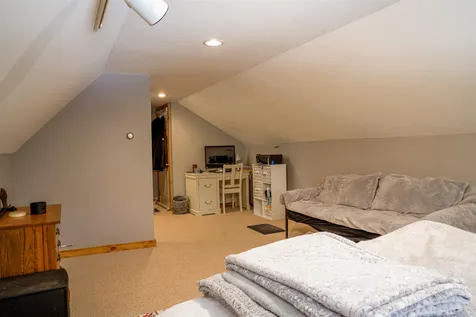 193 Columbus Avenue New London NH 03257