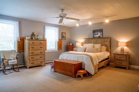 193 Columbus Avenue New London NH 03257