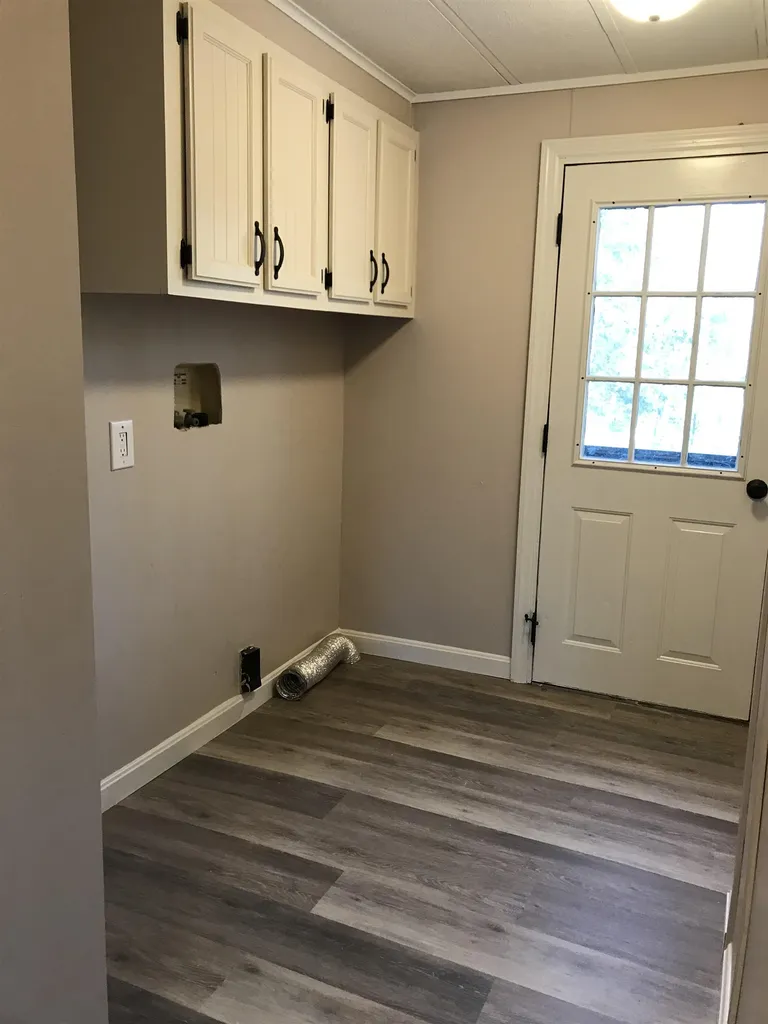 17 Rim Road Danville NH 03819