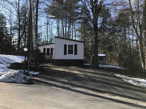17 Rim Road Danville NH 03819