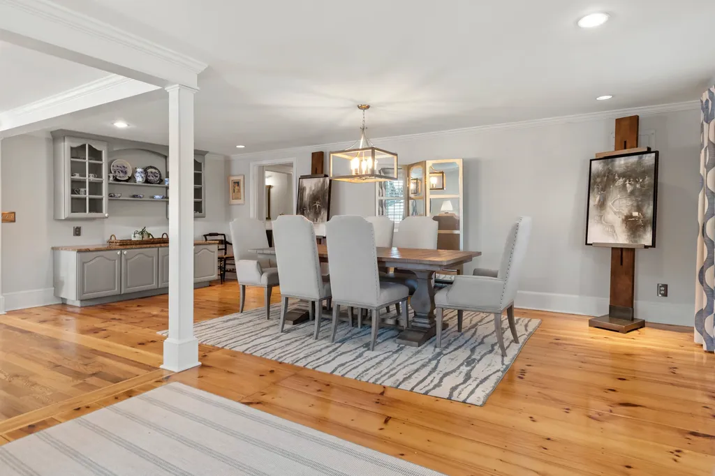 15 Shirley Terrace Hampton NH 03842-2366