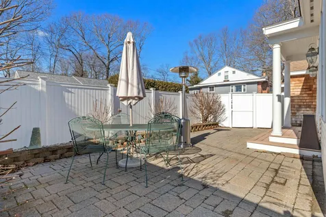 15 Shirley Terrace Hampton NH 03842-2366