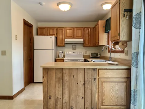 60 Weirs Road Gilford NH 03249