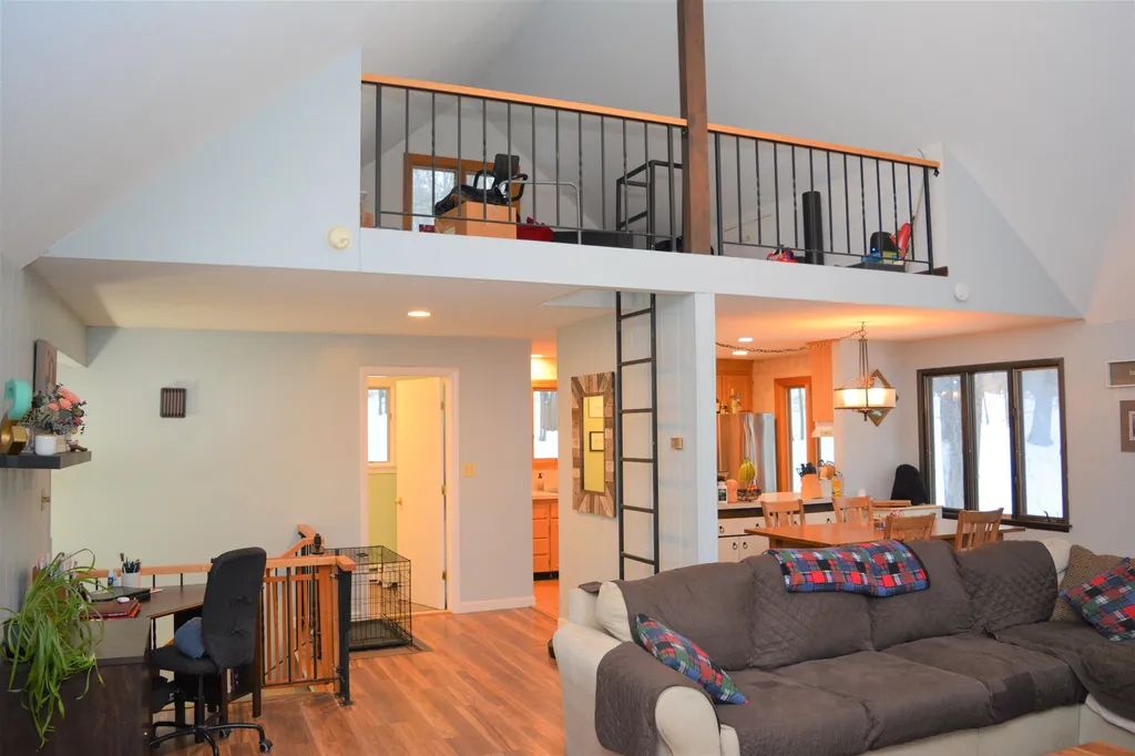 54 Brookridge Drive Grantham NH 03753