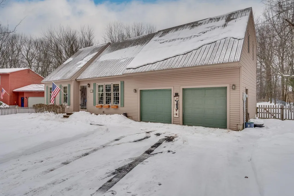 126 Hummingbird Drive Colchester VT 05446