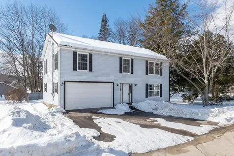 6 Clough Street Meredith NH 03253