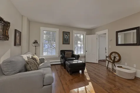 41 Atwood Road Wilmot NH 03287