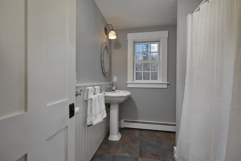 41 Atwood Road Wilmot NH 03287