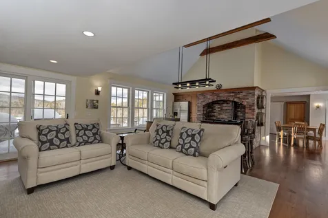 41 Atwood Road Wilmot NH 03287