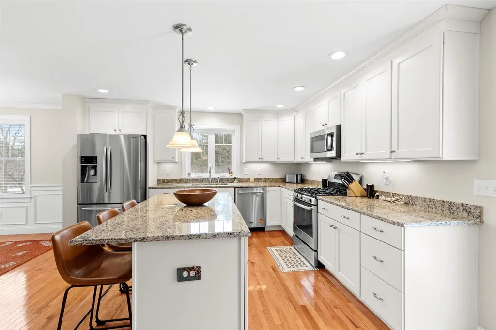 18 Schooner Drive Dover NH 03820