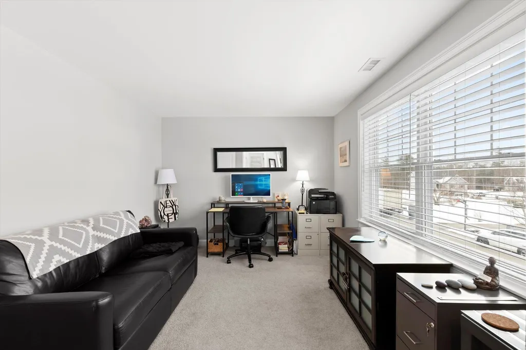 18 Schooner Drive Dover NH 03820