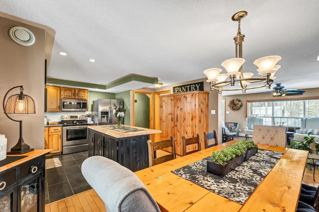 10 Saint Moritz Drive New Durham NH 03855