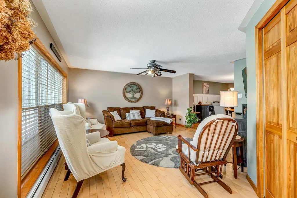 10 Saint Moritz Drive New Durham NH 03855