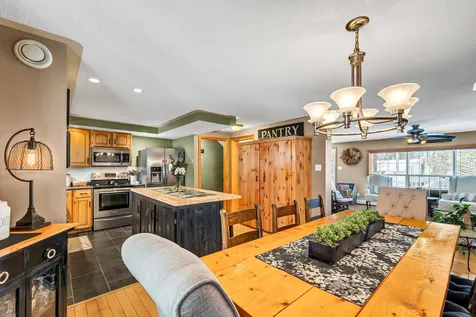 10 Saint Moritz Drive New Durham NH 03855