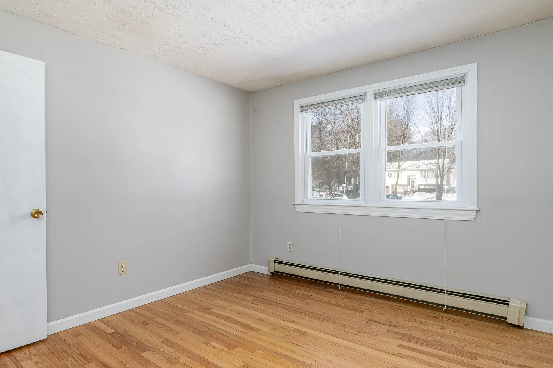 33 Crockett Drive Goffstown NH 03045