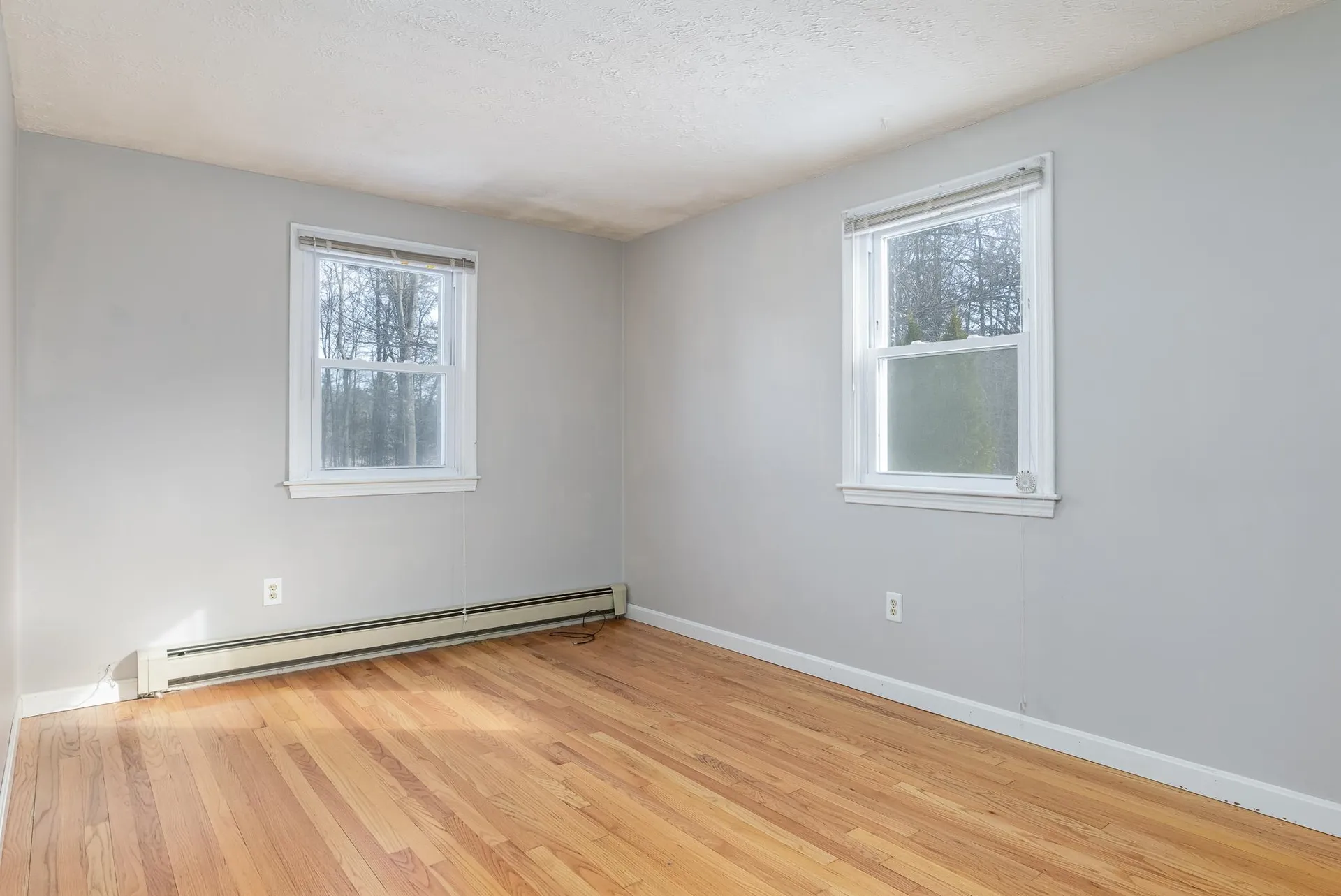 33 Crockett Drive Goffstown NH 03045