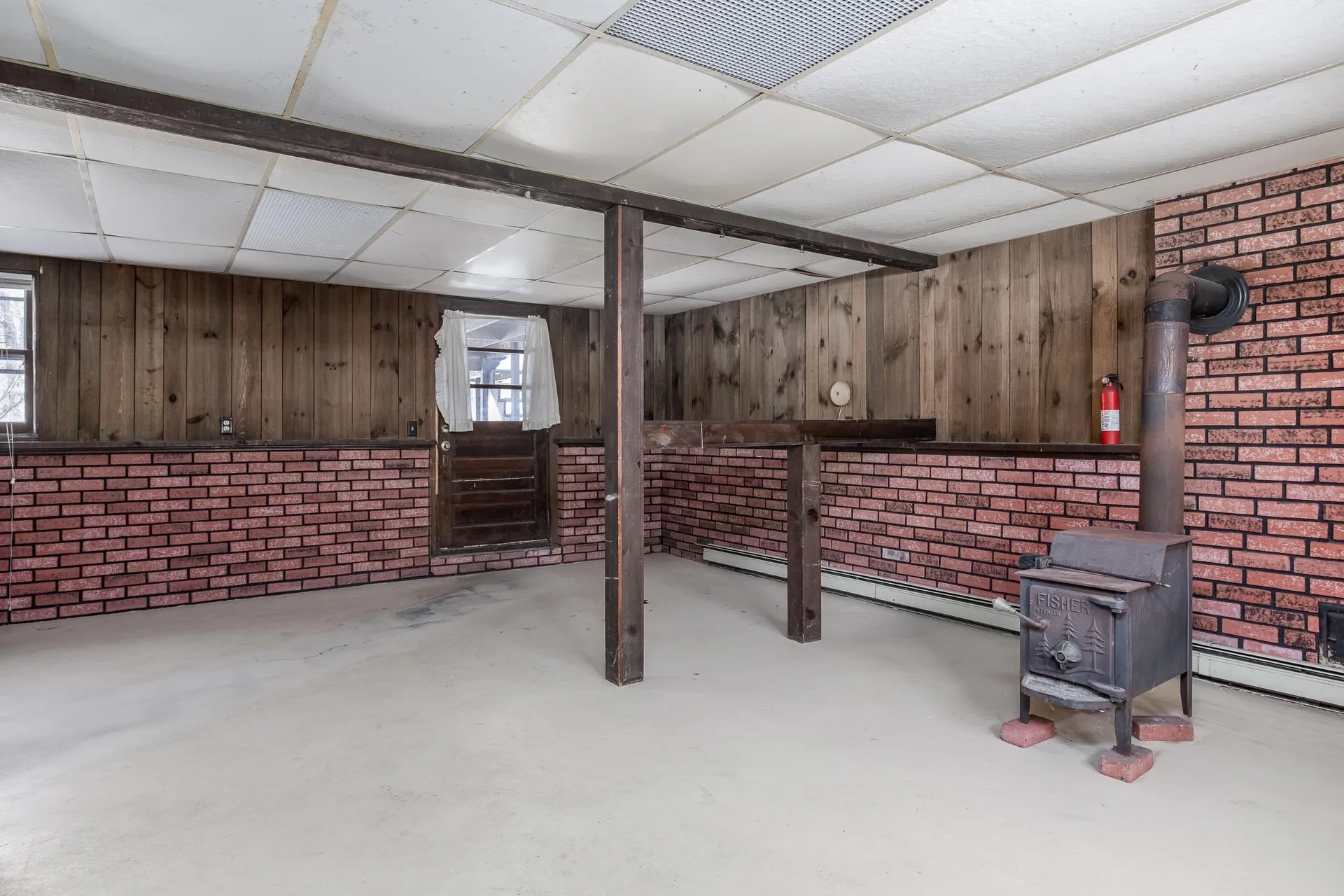 33 Crockett Drive Goffstown NH 03045