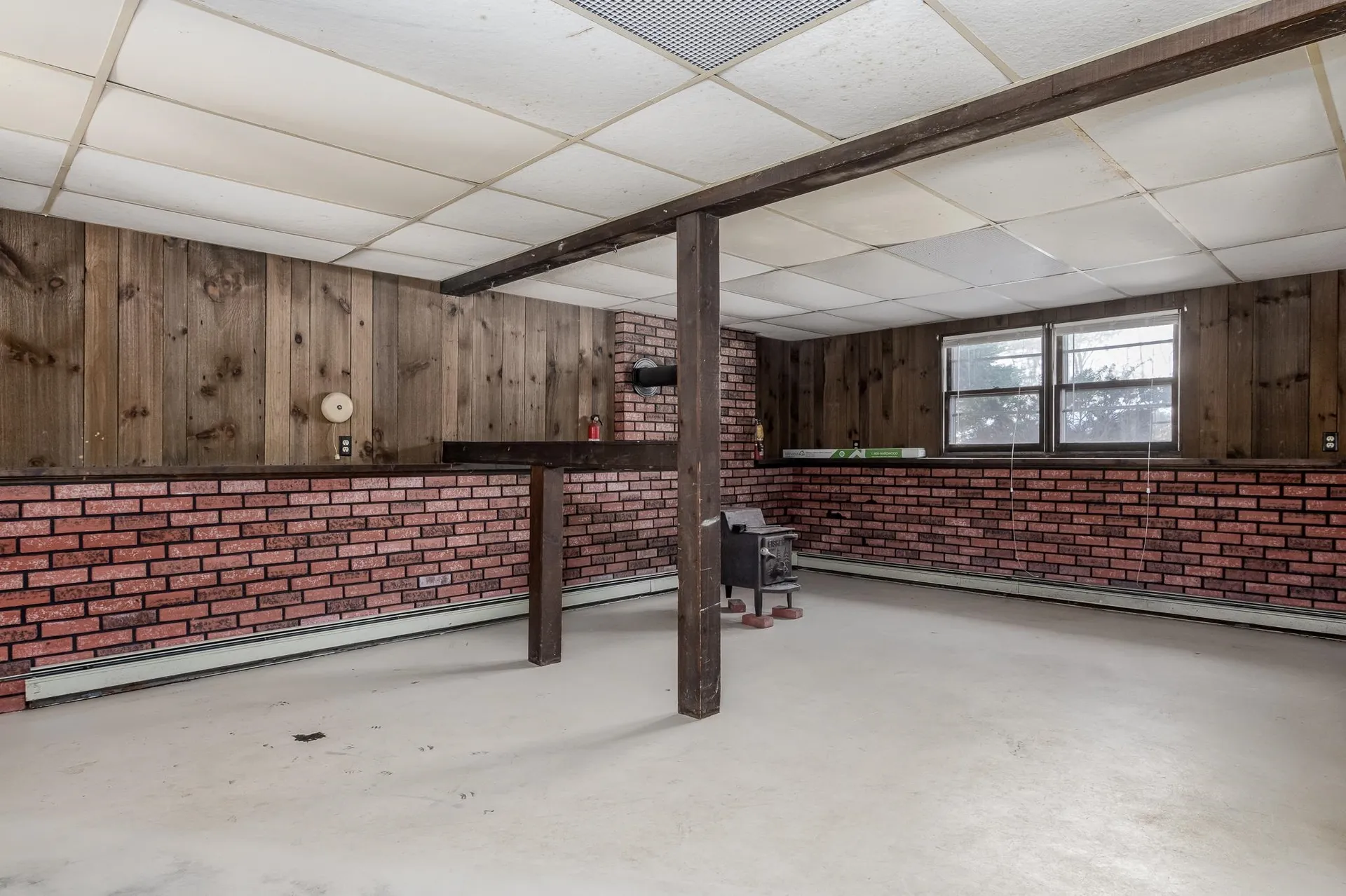 33 Crockett Drive Goffstown NH 03045