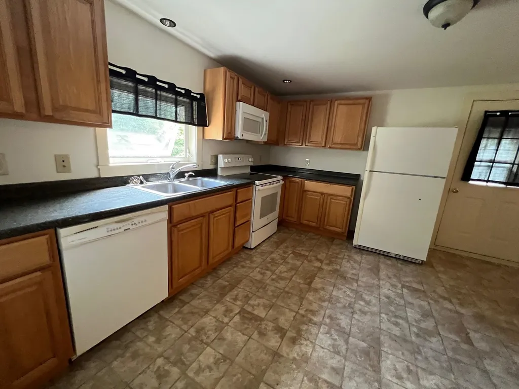 3 Pine Street Lebanon NH 03766