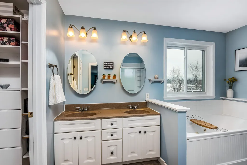 220 Chamberlin Lane Williston VT 05495