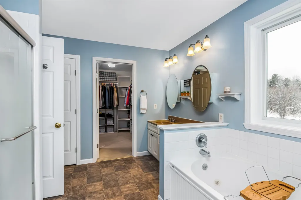 220 Chamberlin Lane Williston VT 05495