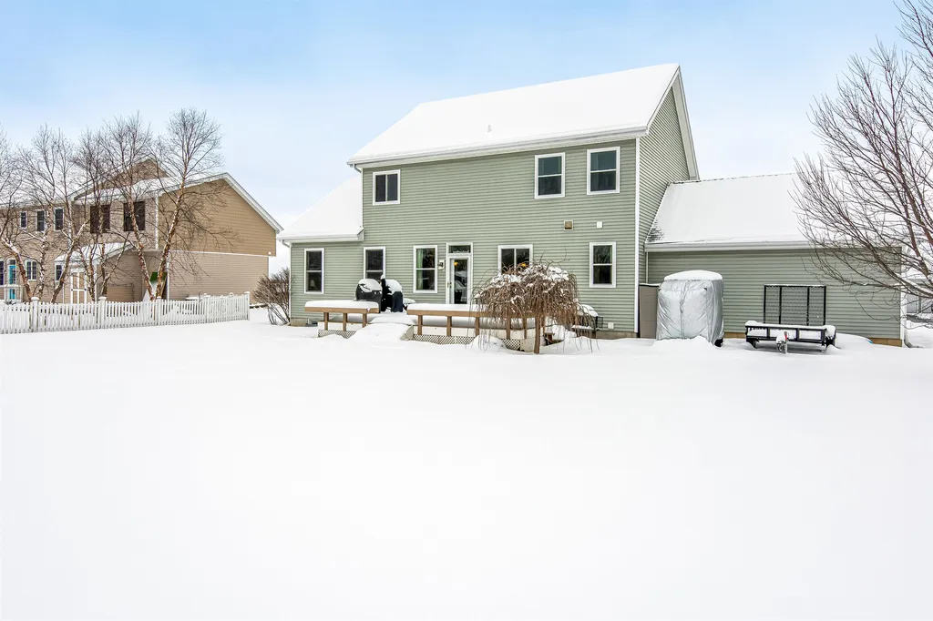 220 Chamberlin Lane Williston VT 05495