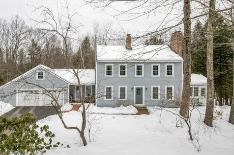 12 Crockett Drive Bow NH 03304