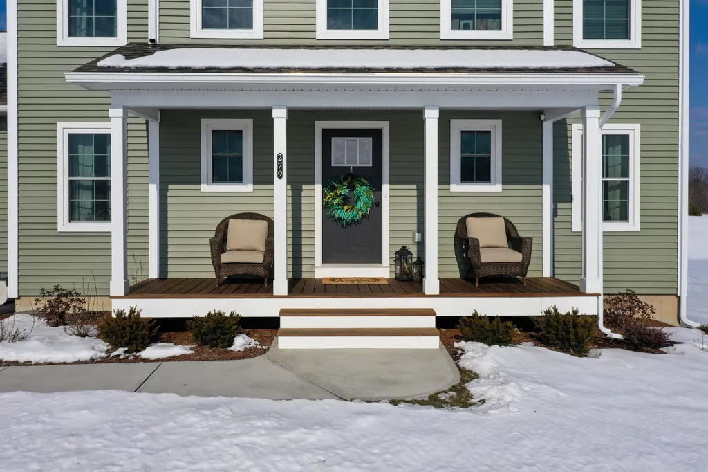 279 Commodore Drive Vergennes VT 05491